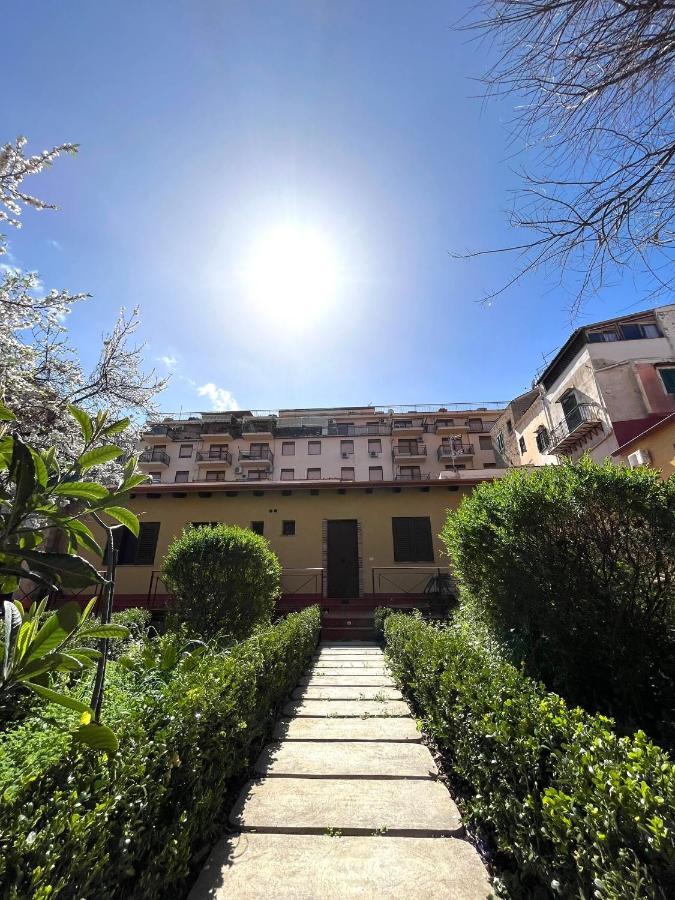 Hotel D'Orleans Palermo Luaran gambar