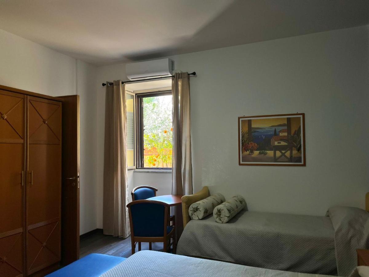 Hotel D'Orleans Palermo Luaran gambar